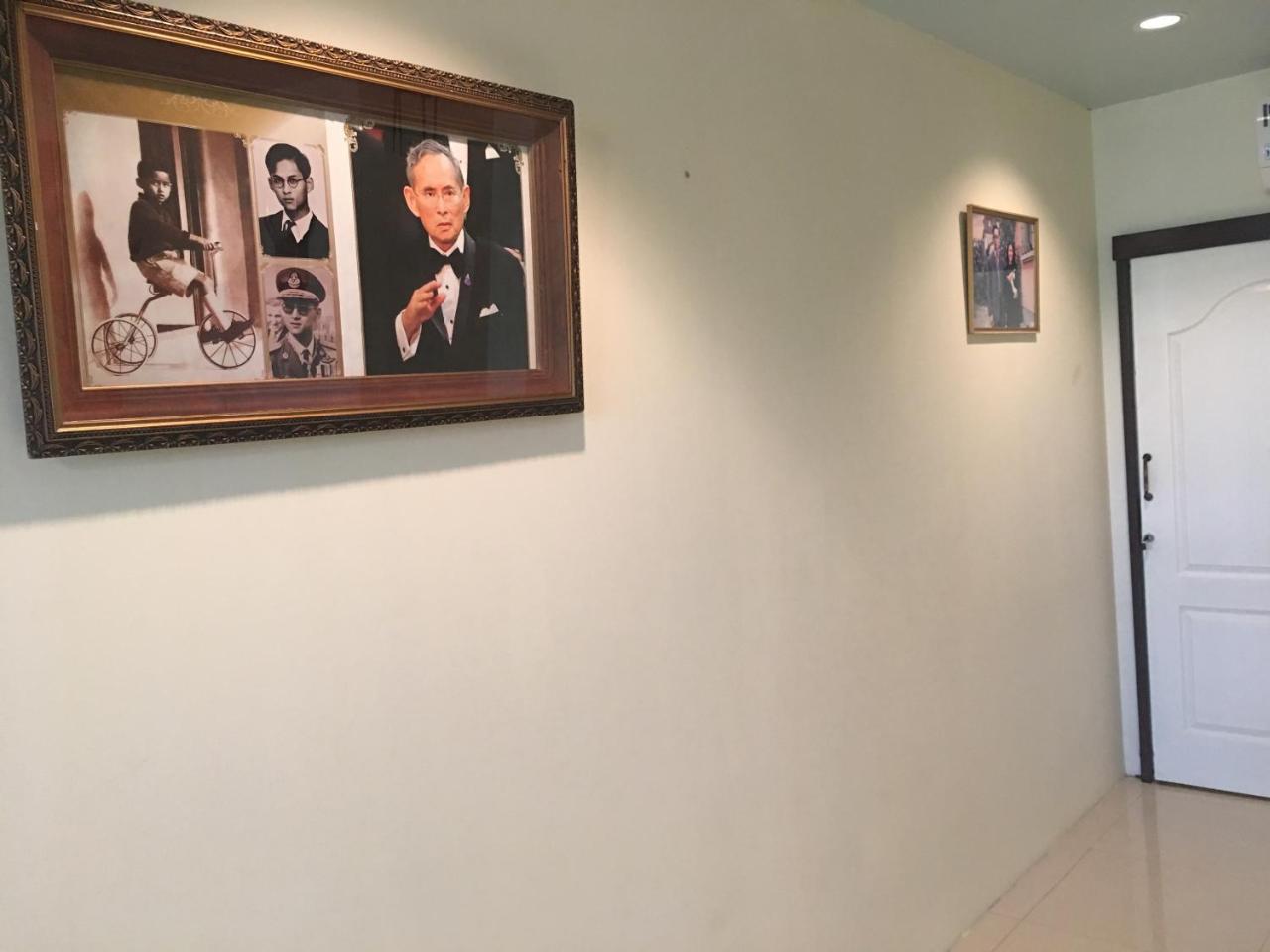 Хостел The Baan Nathong Бангкок Экстерьер фото